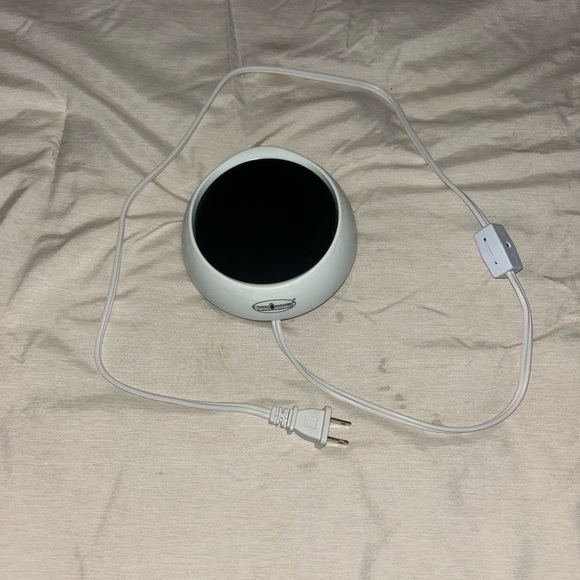 White Electric Candle Warmer - Picture 1 of 4